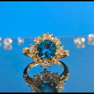 18K YG Lab Created Neon Blue Apatite Flower